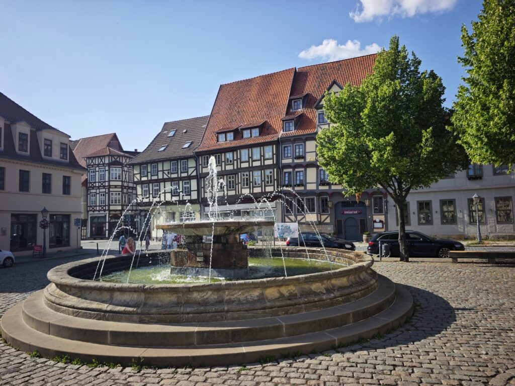 Mathildenbrunnen auf dem Neustädter Markt in der Altstadt Quedlinburg